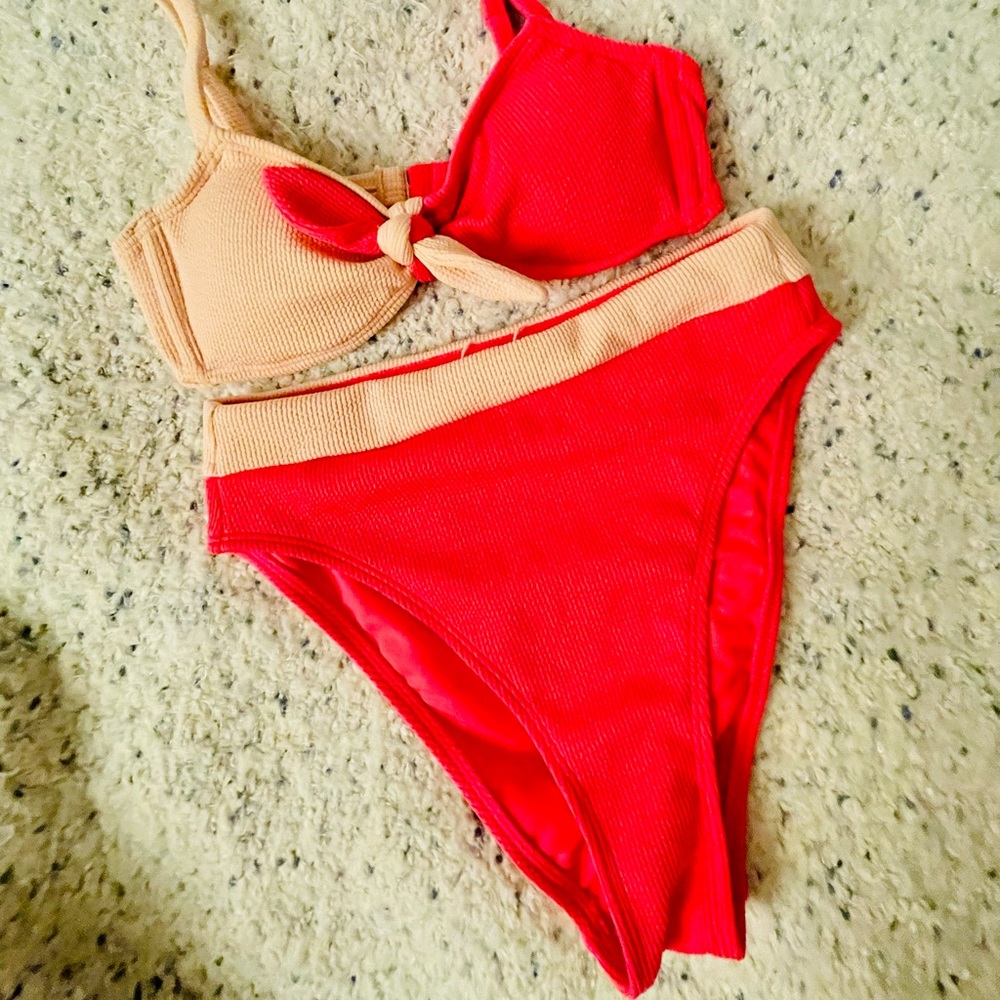 NWOT Xhilaration two pice set